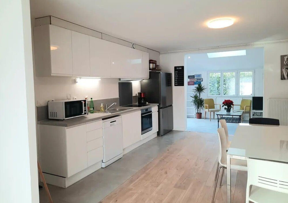 Location Appartement Chambre lumineuse dans belle maison en coloc Angers