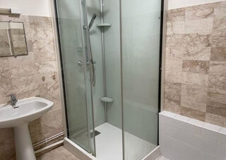  Appartement à louer 2 pièces 50 m²