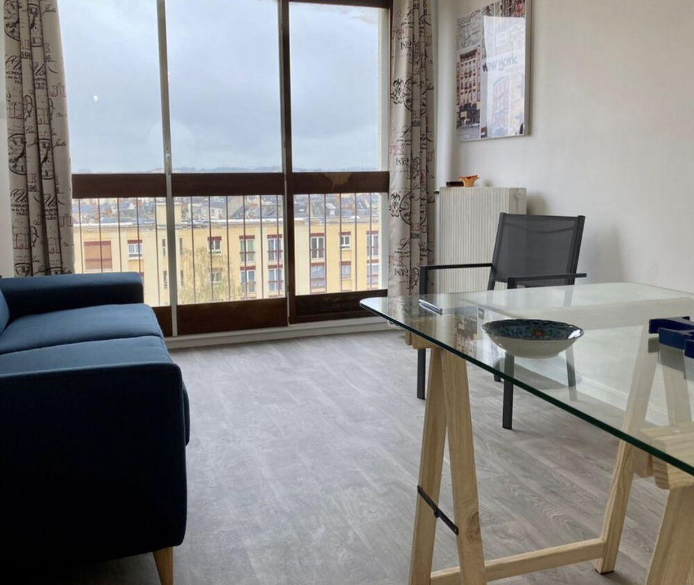 Location Appartement T1 28 m2 + Parking et cave privatifs, Centre Ville Le mans
