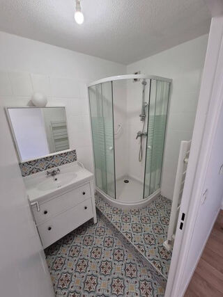  Appartement à louer 3 pièces 70 m²