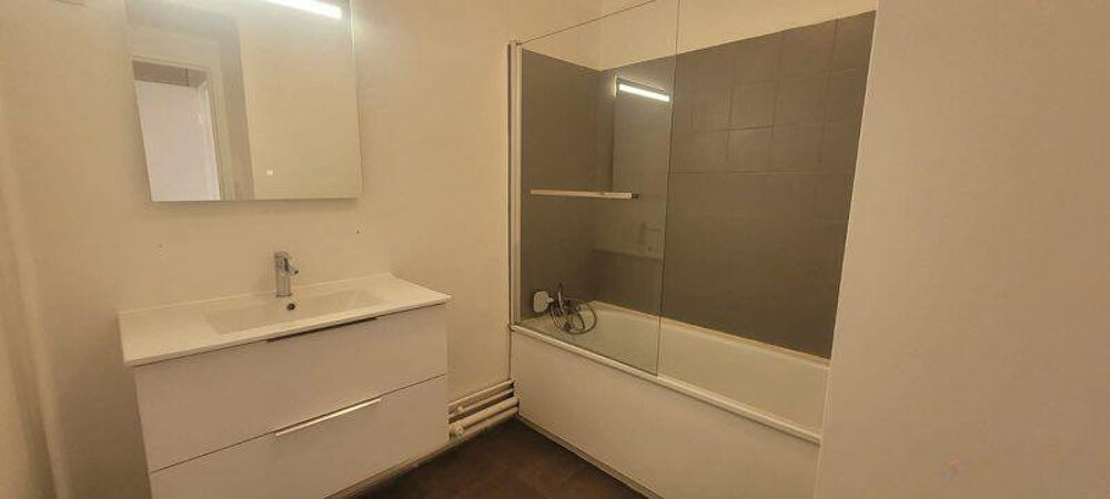 Location Appartement Paris 19ème studio balcon Paris 19