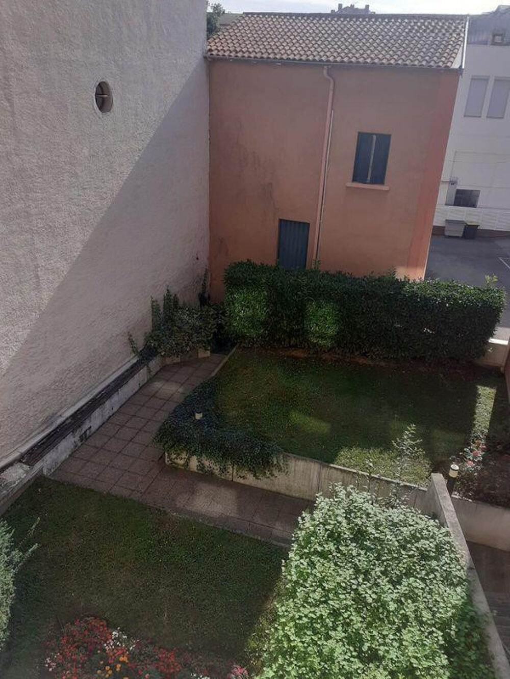 Location Appartement BEAU STUDIO MEUBLE 27,4 m² RUE JANIN Lyon 4