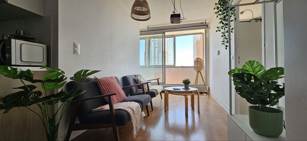 Location Appartement Chambre en colocation - Laurent Bonnevay Villeurbanne