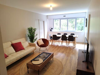  Appartement à louer 1 pièce 116 m²