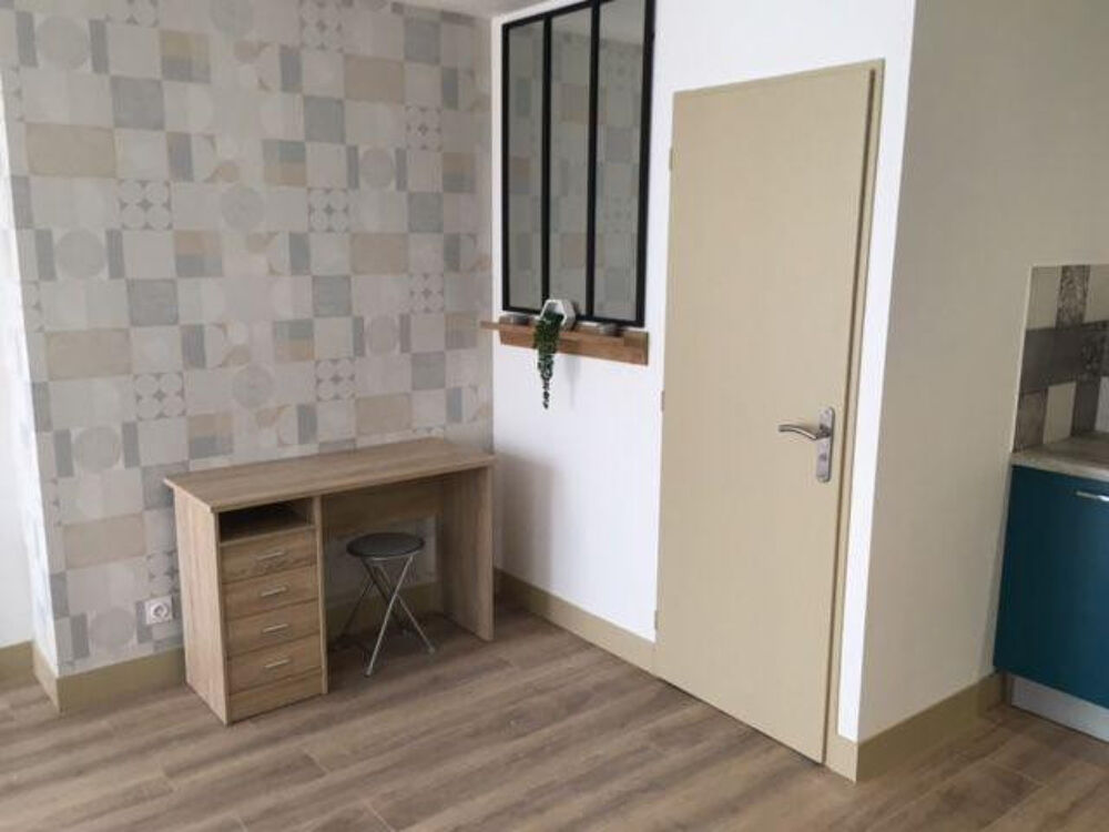 Location Appartement Beau T2 meublé 43m² avec terrasse Saint-Étienne