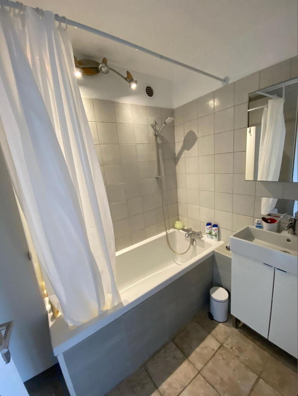 Location Appartement Chambre meublée 11m² | Proche toutes commodités Saint-ouen-l'aumône#saint-ouen-l&