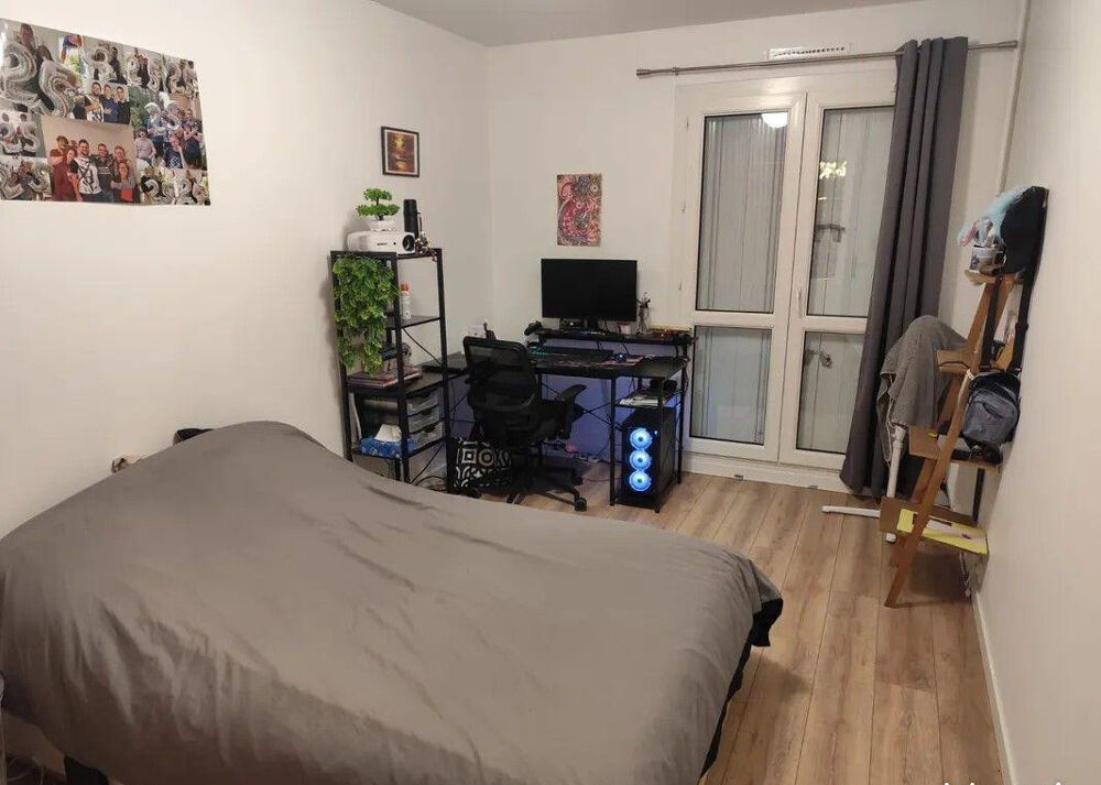Location Appartement 2 chambres disponible en coloc T4 75m² rénové Rennes