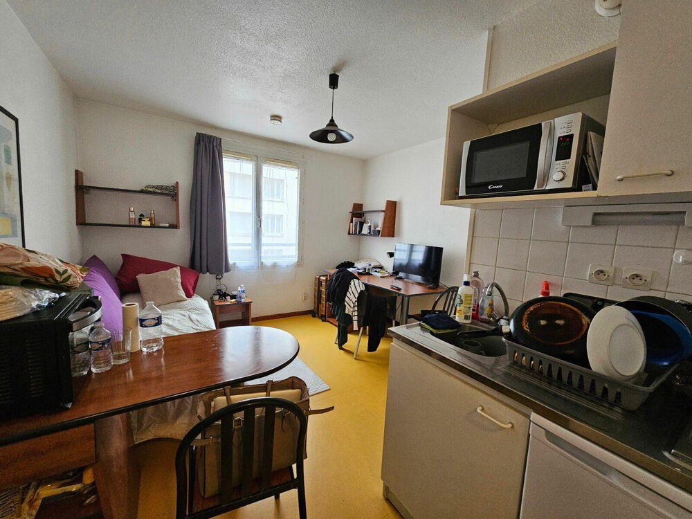 Location Appartement Studio meublé 20m² résidence étudiante et laverie Saint-Étienne