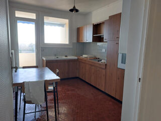  Appartement à louer 3 pièces 78 m²