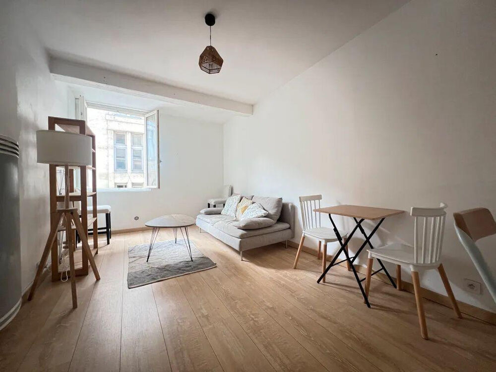 Location Appartement Beau 3P 60m² meublé Quai Sainte Croix Bordeaux Bordeaux