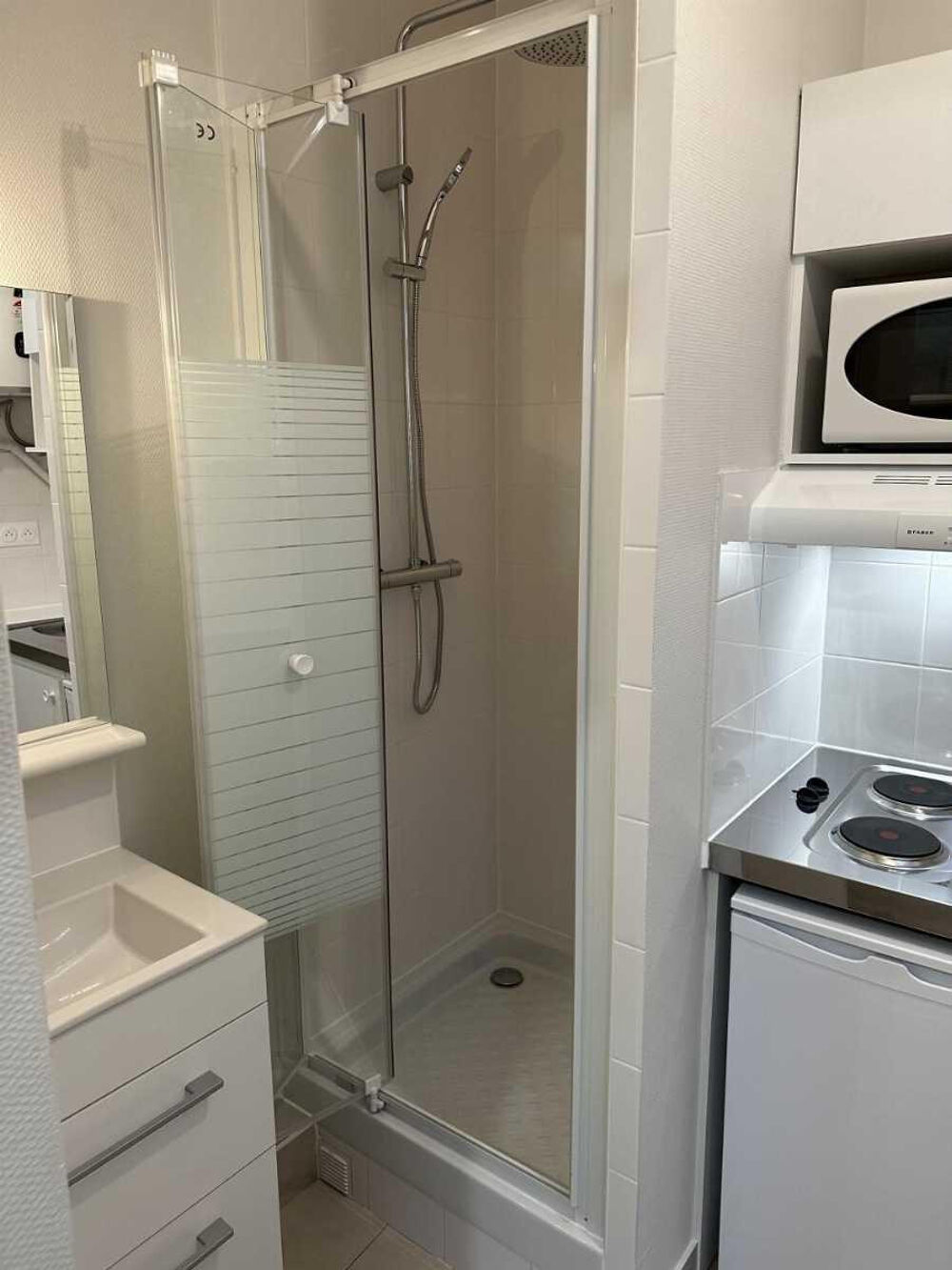 Location Appartement Studette Paris 16ème à louer Paris 16