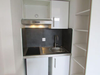  Appartement à louer 1 pièce 24 m²