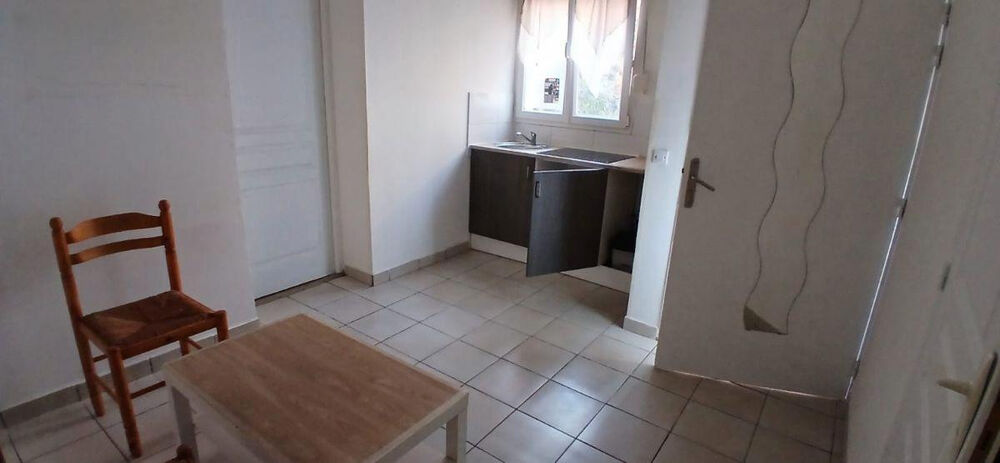 Location Appartement Beau studio meublé 34m² Lille Wazemmes Lille