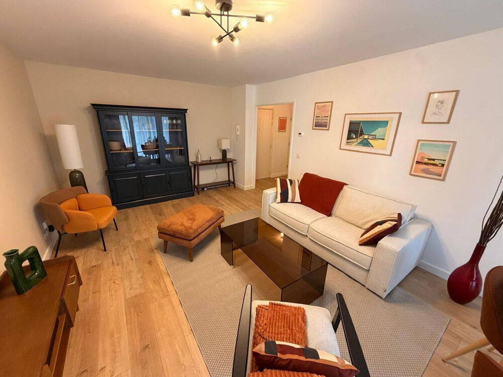Location Appartement Beau 3P meublé rénové 70m² avec balcon et parking Bordeaux