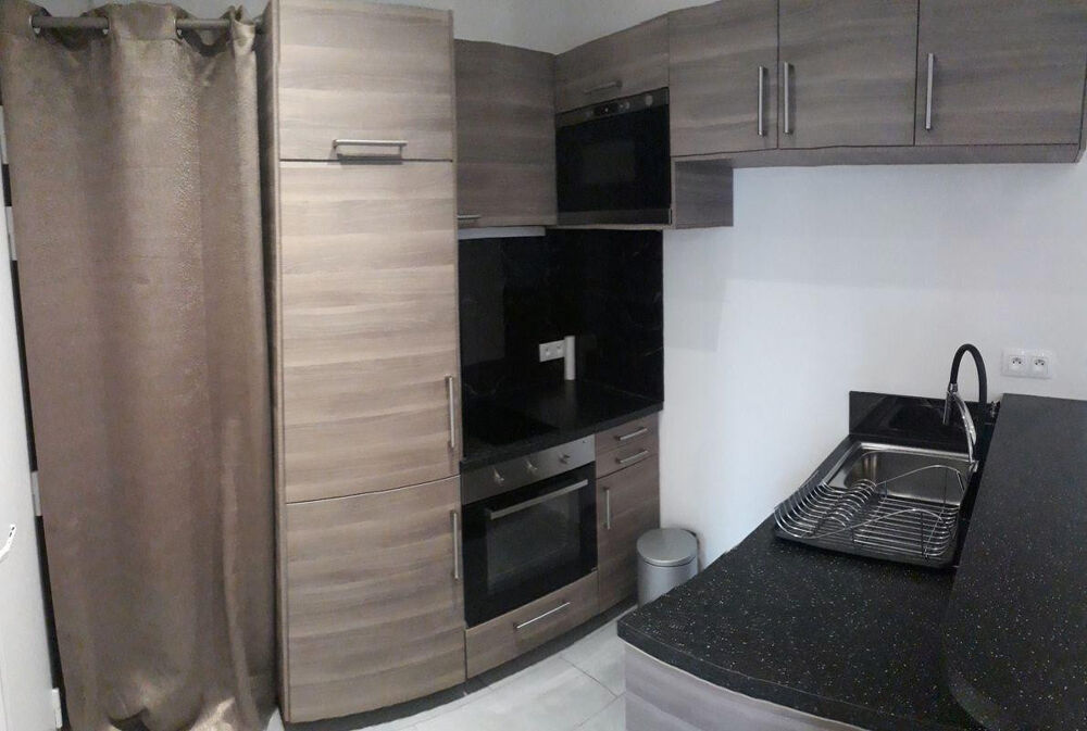 Location Appartement Appartement 2 pièces 34 m2 Courbevoie
