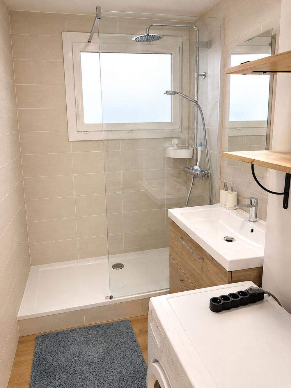 Location Appartement Chambre meublée en colocation avec balcon privatif Rennes