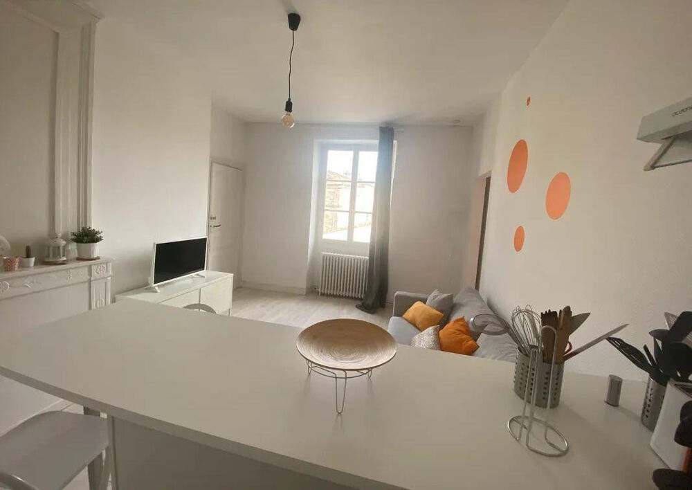 Location Appartement Beau T2 meublé 30m² Victoire sans vis à vis Bordeaux