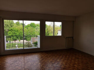  Appartement à louer 2 pièces 62 m²