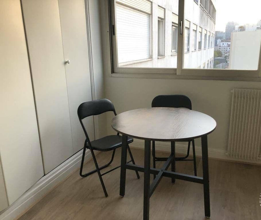Location Appartement Beau studio meublé 26m² Courbevoie