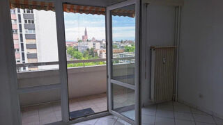  Appartement à louer 3 pièces 70 m²