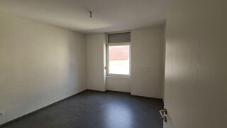  Appartement à louer 3 pièces 94 m²