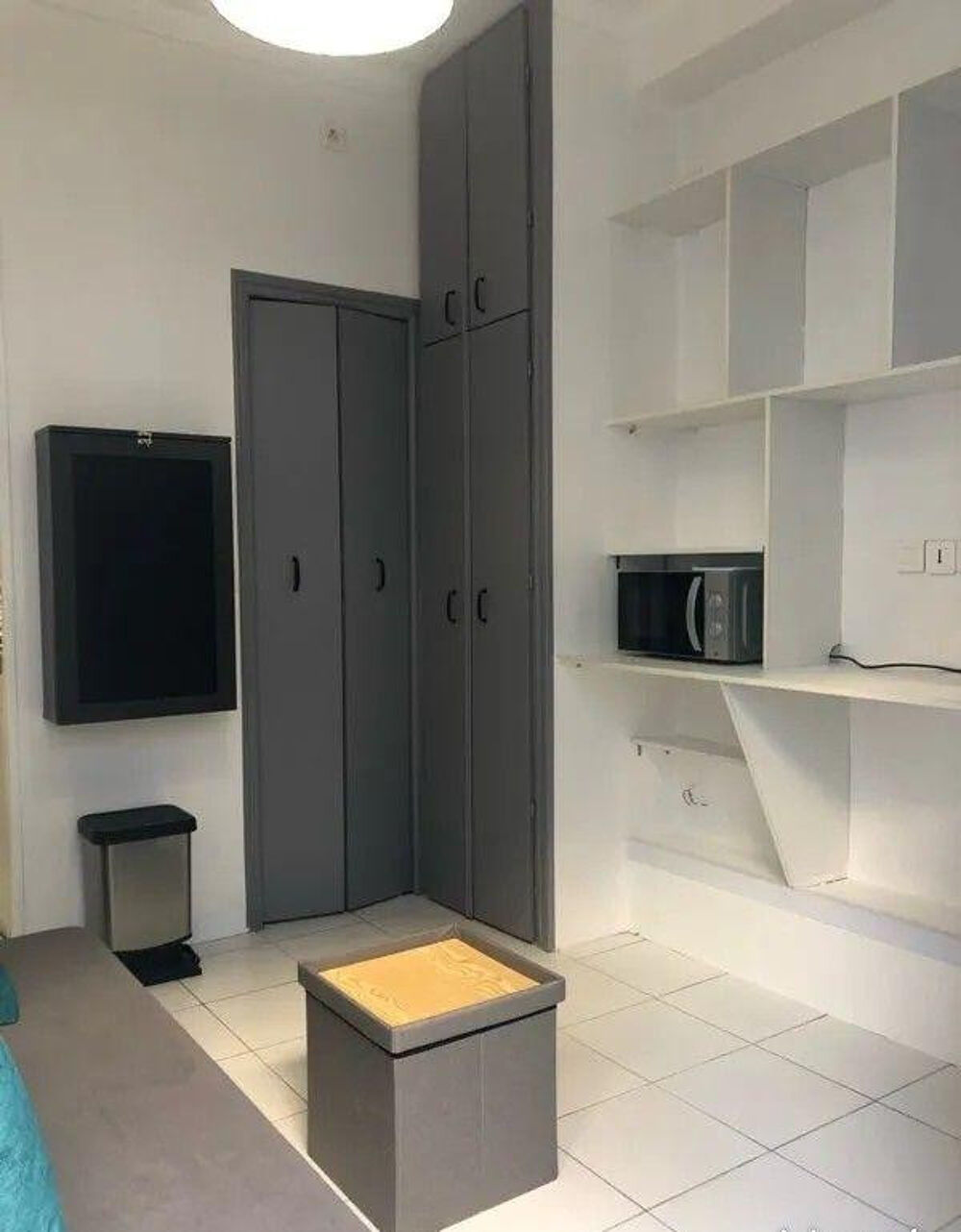 Location Appartement Beau studio meublé 12m² entièrement rénové Paris 19
