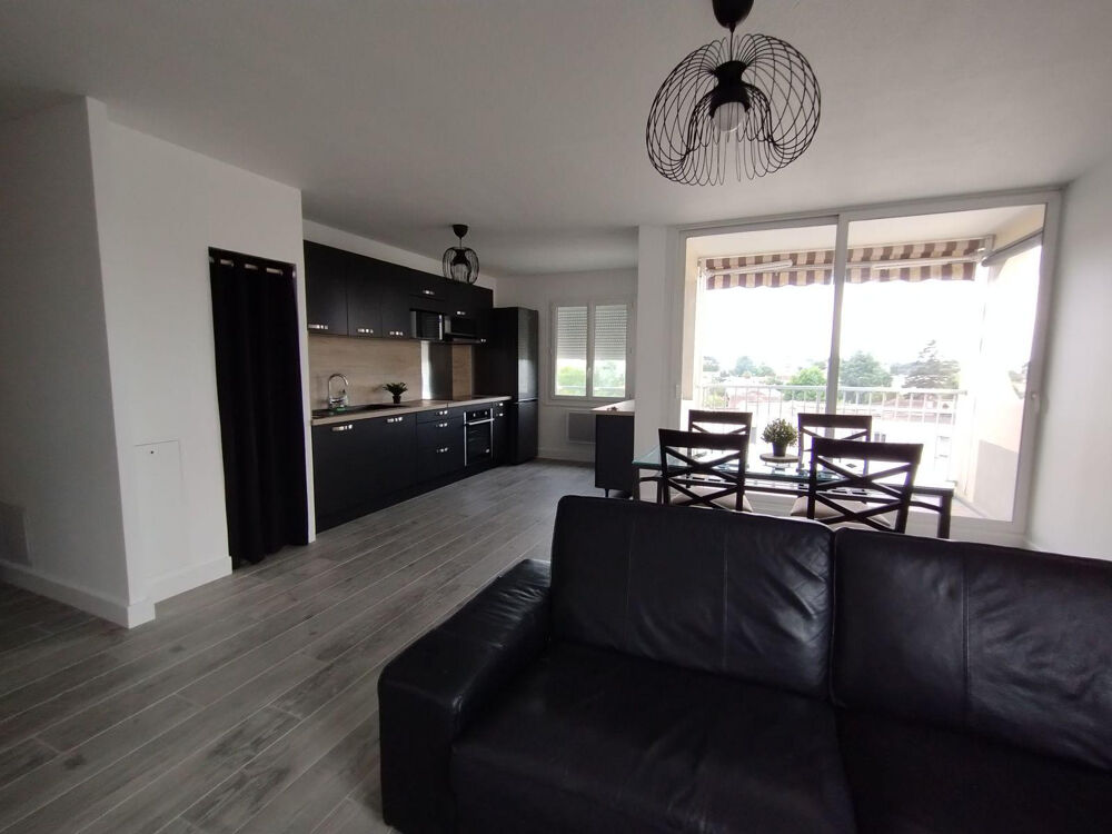 Location Appartement Chambre à louer dans appart residence sécurisé. Talence
