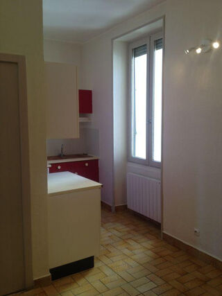  Appartement � louer 1 pi�ce 35 m�