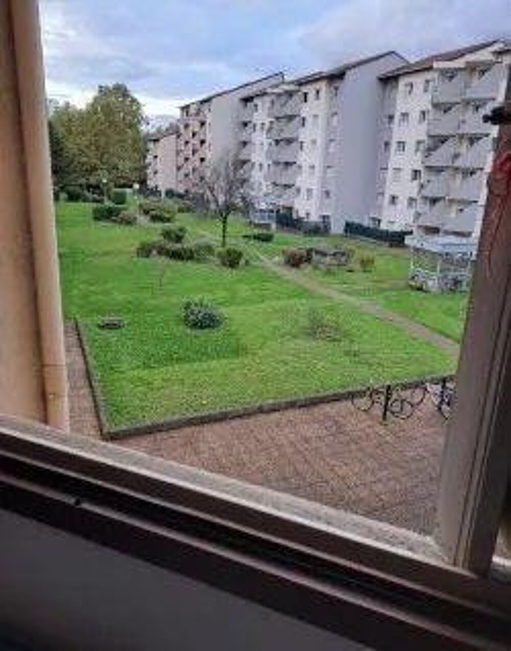Location Appartement Beau studio meublé 19m² au calme Grenoble