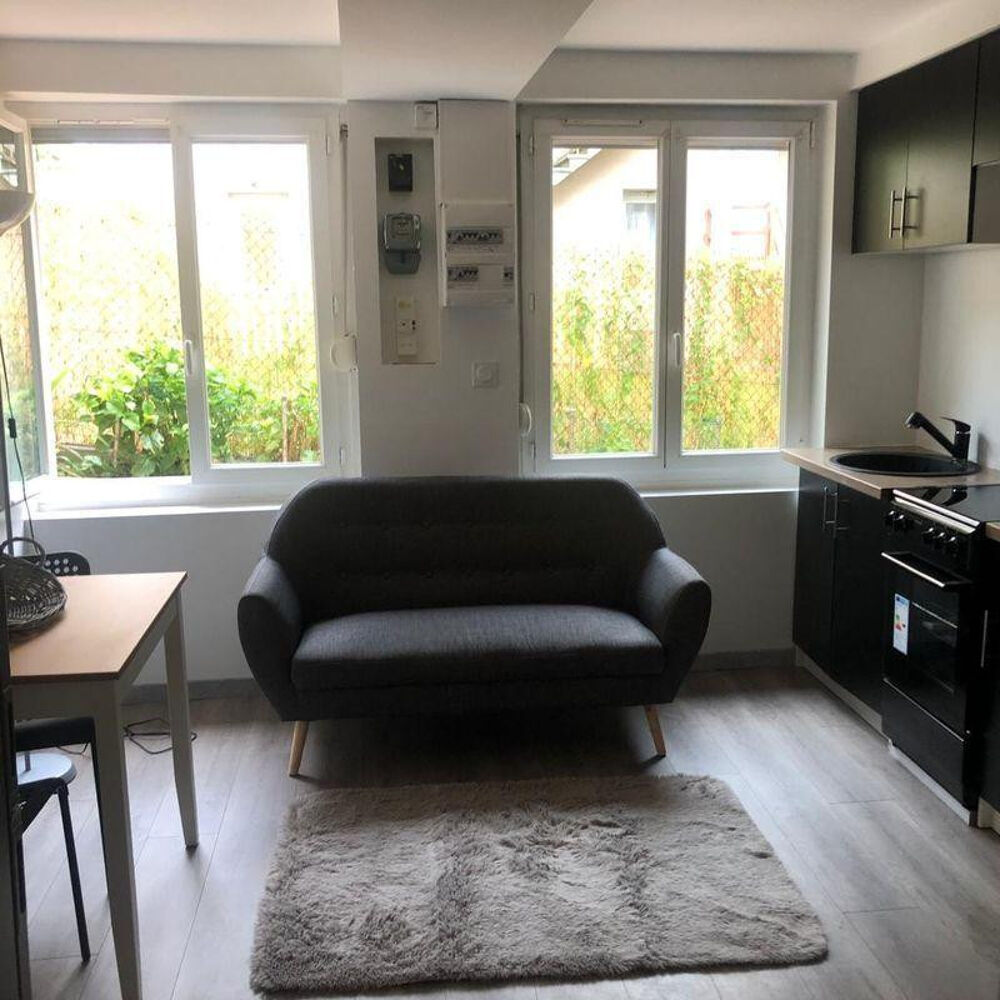 Location Appartement Beau F2 28m² avec petite terrasse proche fac Saint-Étienne