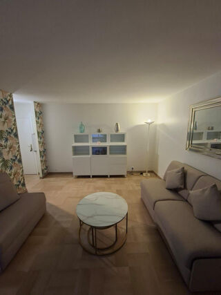  Appartement à louer 1 pièce 28 m²