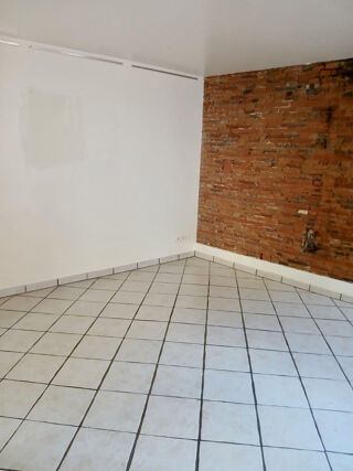 Appartement à louer 2 pièces 45 m²