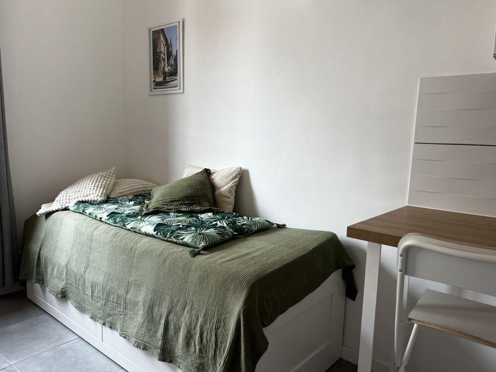 Location Appartement Duplex CV rénové avec clim / lave linge / internet Aix-en-provence