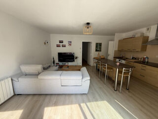  Appartement à louer 2 pièces 52 m²