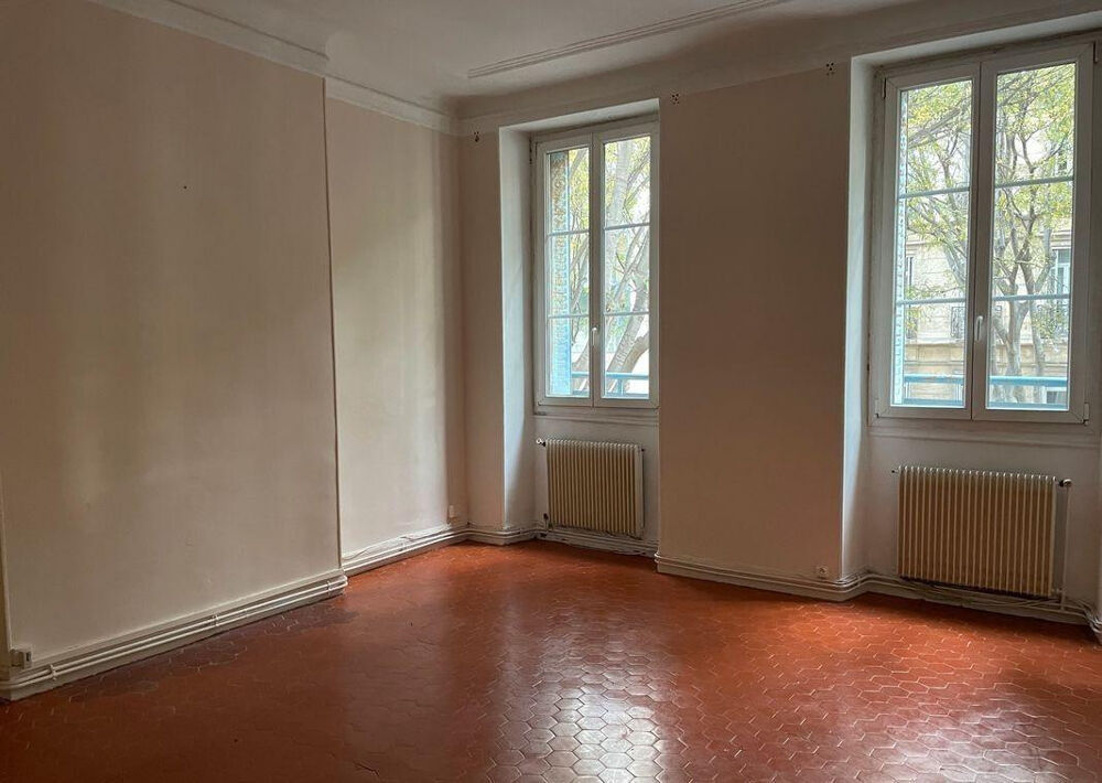 Location Appartement Beau 4P 77m² quartier vivant et sympathique Marseille 7