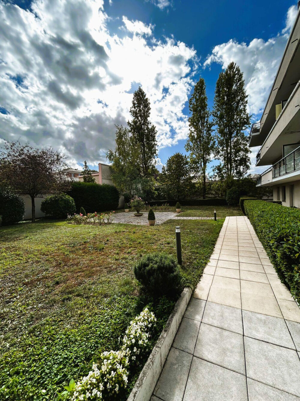Location Appartement Studio meublé toutes charges comprises Reims