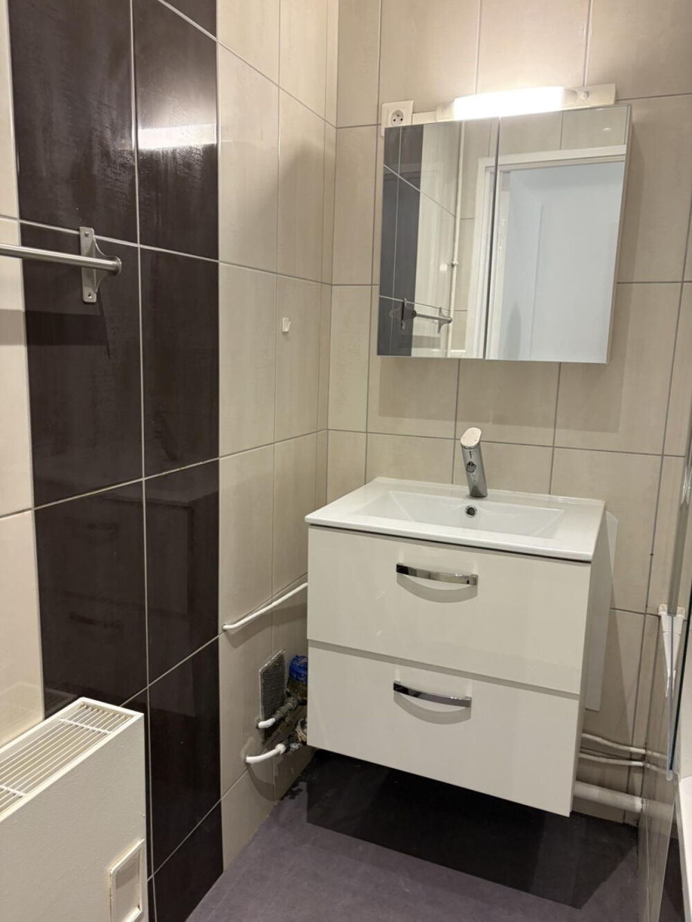 Appartement T 3 proximité site usines Alstom