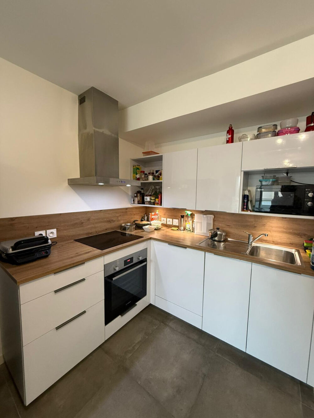 Location Appartement Studio centre-ville Ferney Voltaire et garage Ferney-voltaire