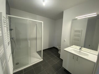  Appartement à louer 2 pièces 49 m²