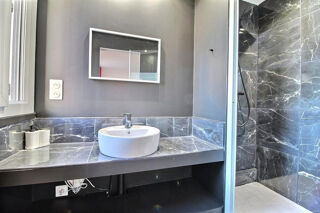  Appartement à louer 1 pièce 77 m²