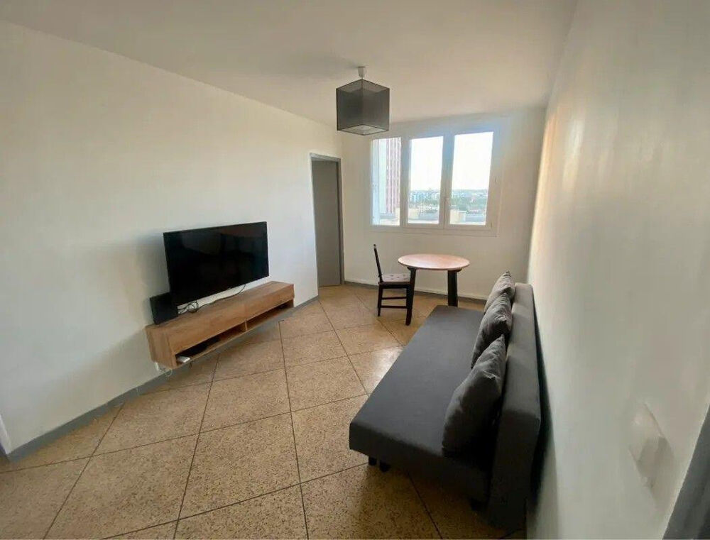 Location Appartement 3 chambres meublées dans T4 60m² Marseille 10e Marseille 10
