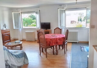  Appartement à louer 2 pièces 45 m²