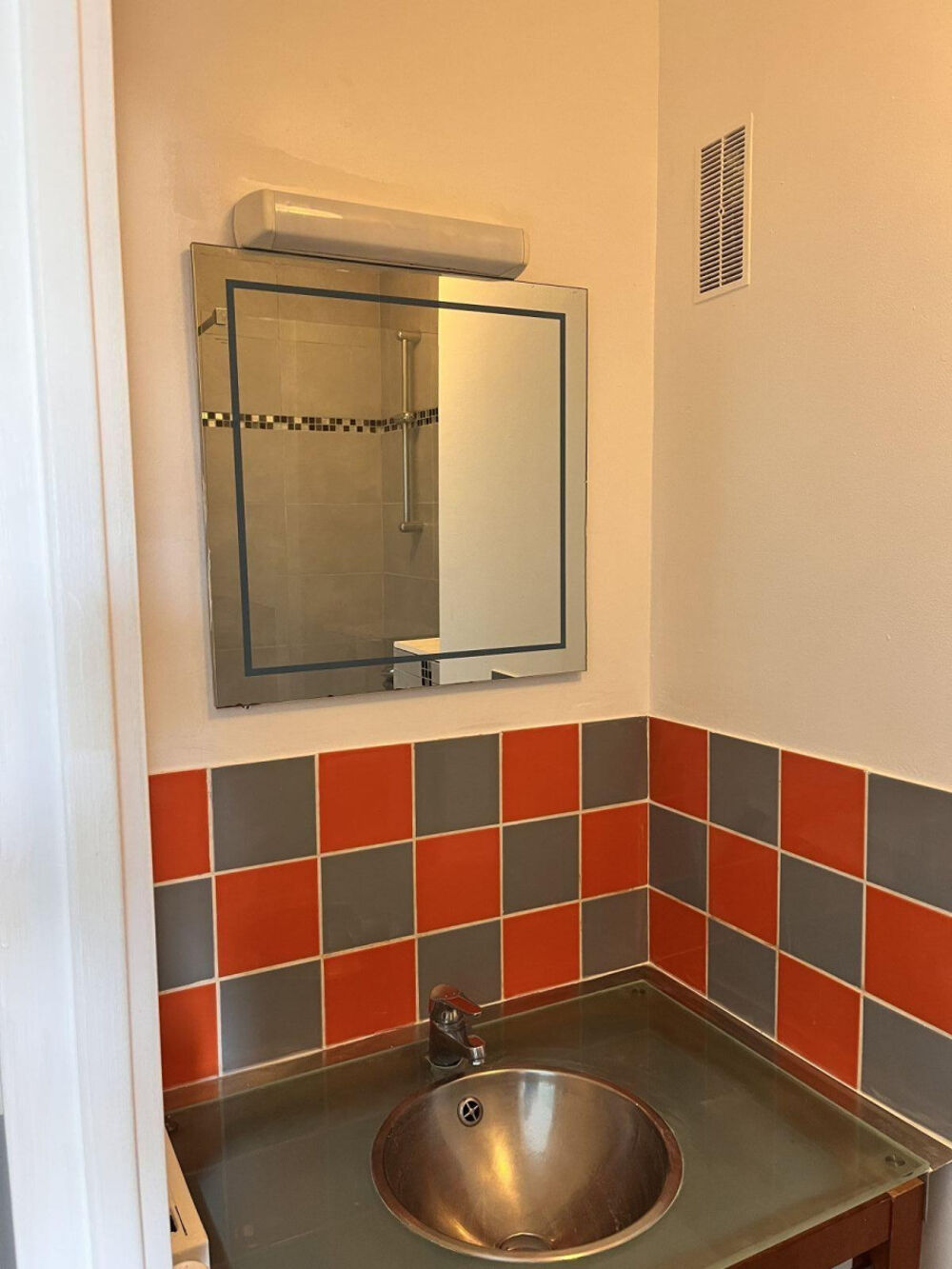 Location Appartement Beau studio 21m² refait à neuf Nantes