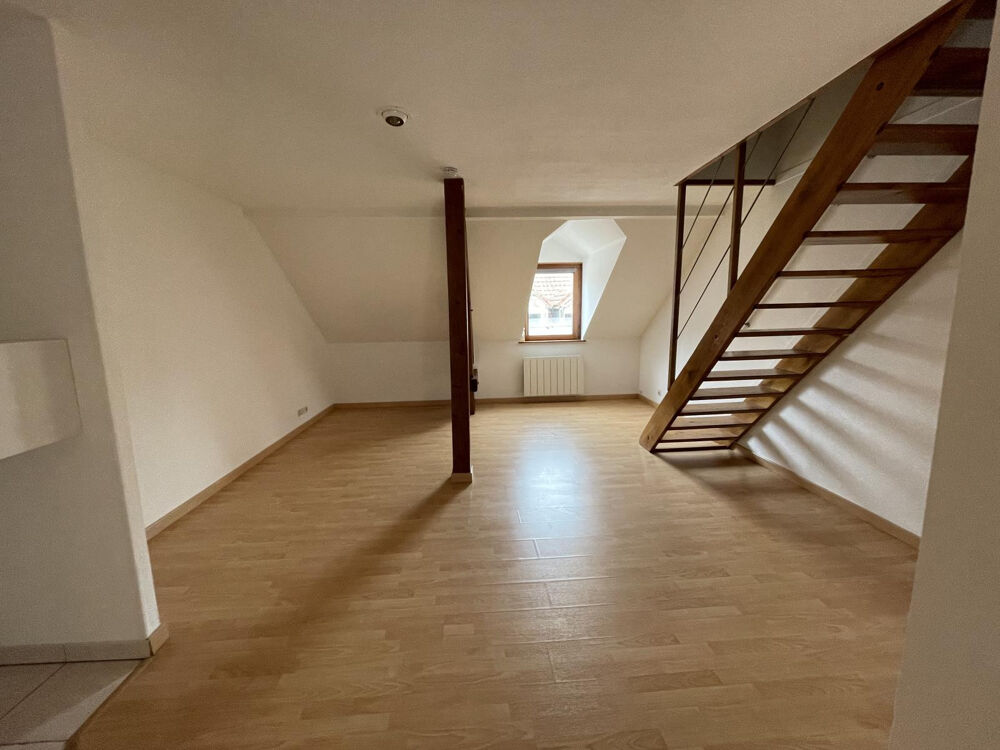 Location Appartement Grand T2 (+ mezzanine) rénové centre ville Montbéliard