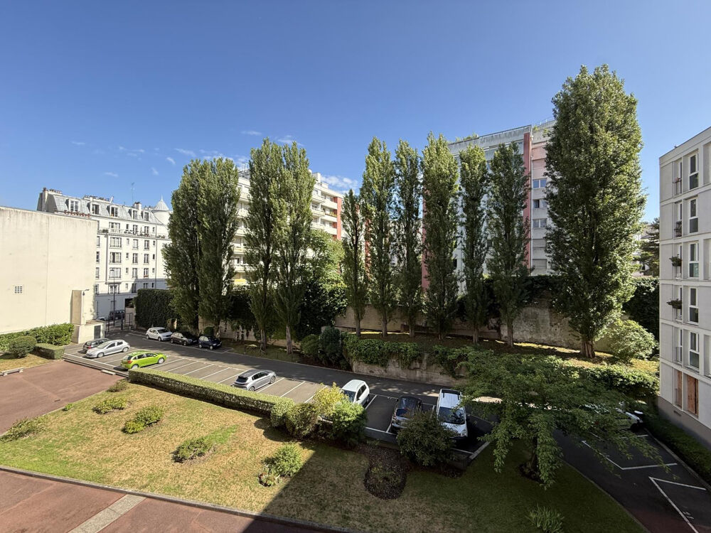 Location Appartement Appartement traversant lumineux équipé + service Paris 19