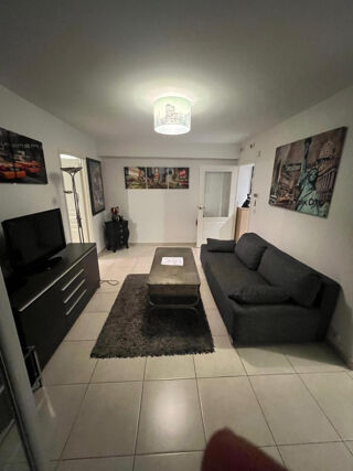  Appartement à louer 3 pièces 62 m²