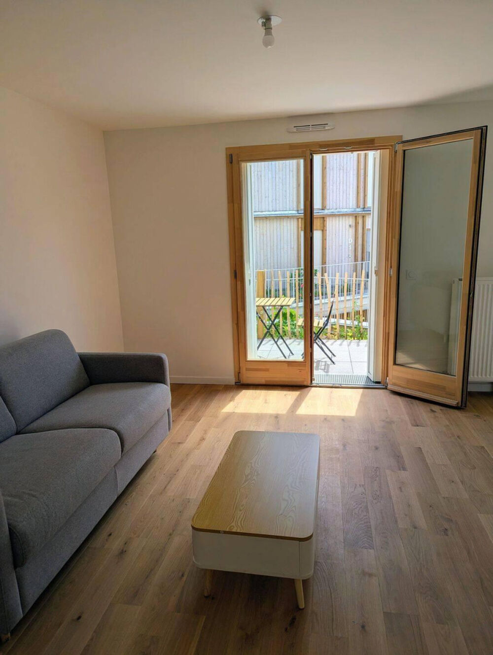 Studio neuf meublé 28 m² DPE B Terrasse, parking