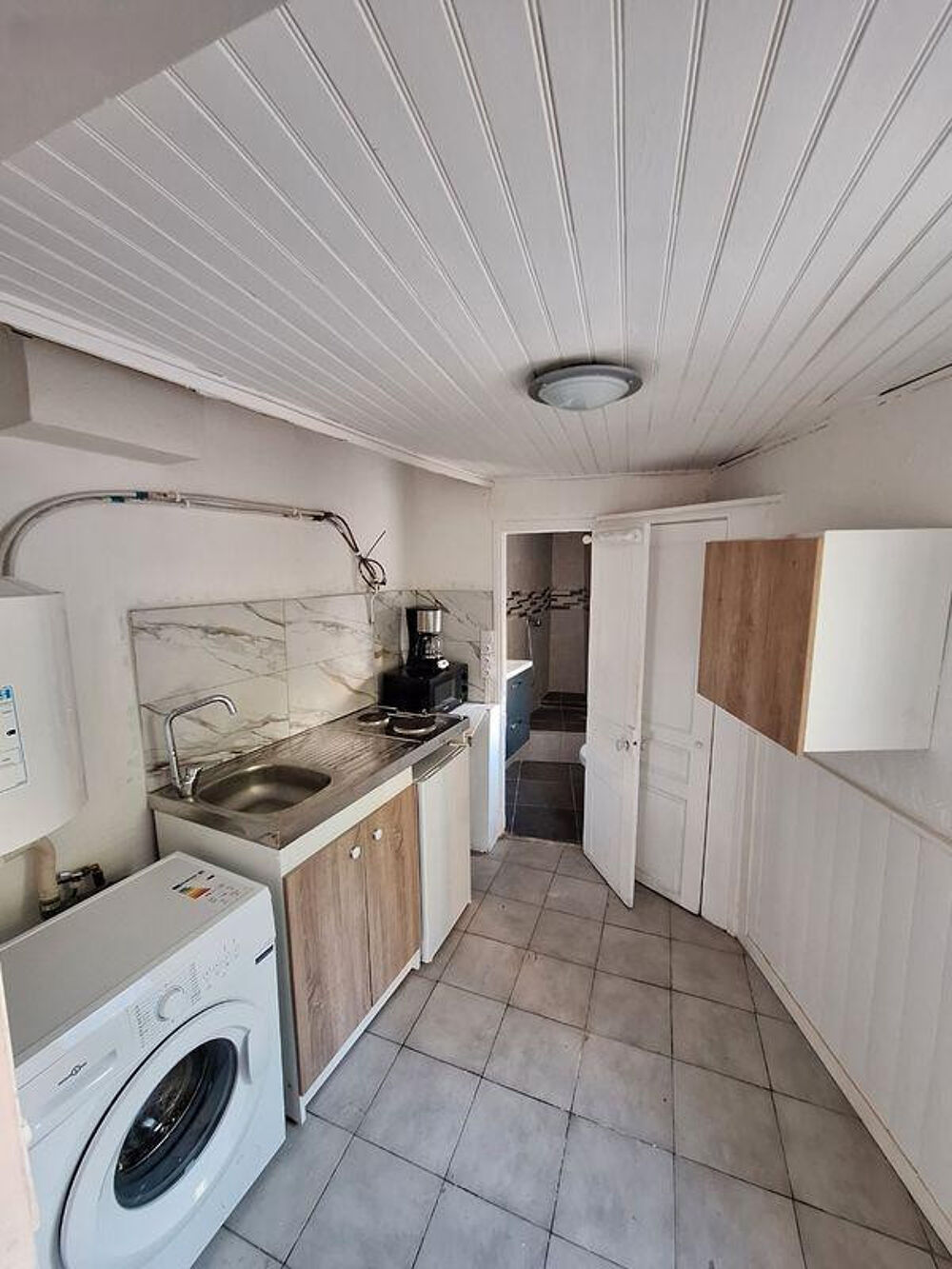 Location Appartement T1 meublé 21 m² – Vue mer, climatisation & lumière Marseille 2