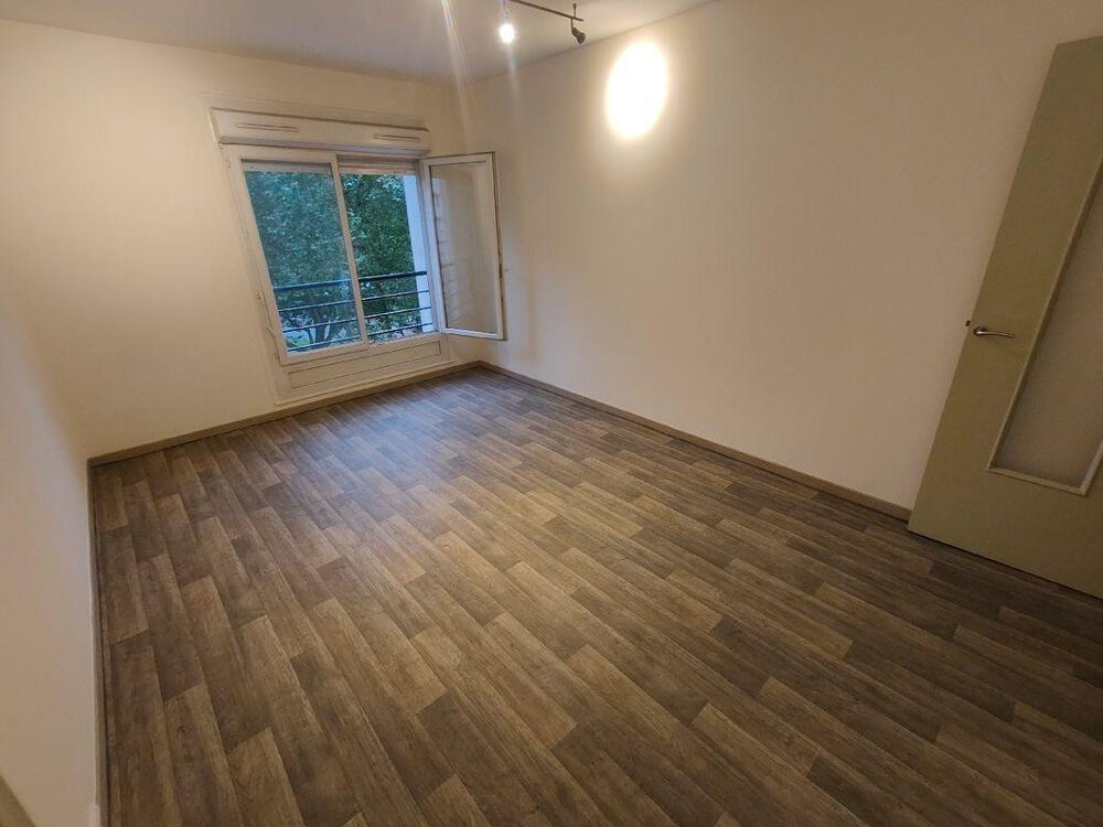 Location Appartement 2 pièces T2 refait a neuf Aulnay-sous-bois