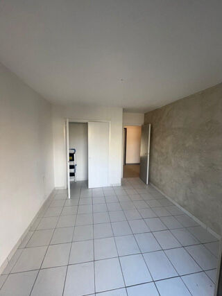  Appartement � louer 2 pi�ces 53 m�